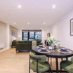 Stylish 2-bed Centre With Parking Appartement Leeds (West Yorkshire)