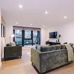 Stylish 2-bed Centre With Parking Appartement Leeds (West Yorkshire)