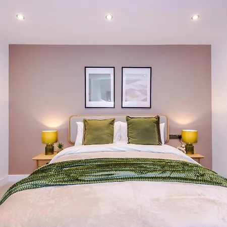 Διαμέρισμα Stylish 2-bed Centre With Parking