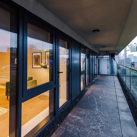 公寓 Stylish 2-Bed City Centre Apt With Parking *