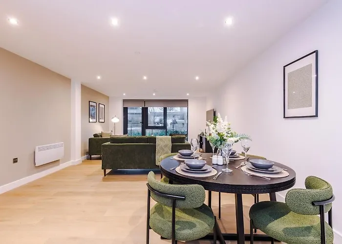 Stylish 2-Bed City Centre Apt With Parking 公寓 利兹