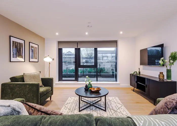 Stylish 2-Bed City Centre Apt With Parking 公寓 利兹