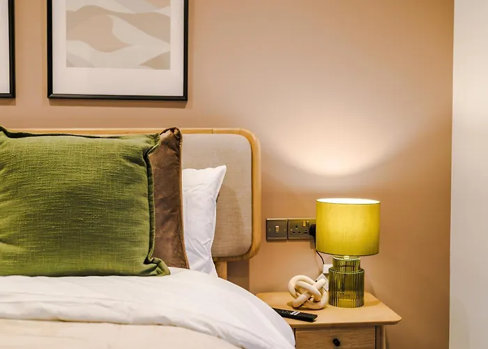 Stylish 2-bed Centre With Parking Appartement