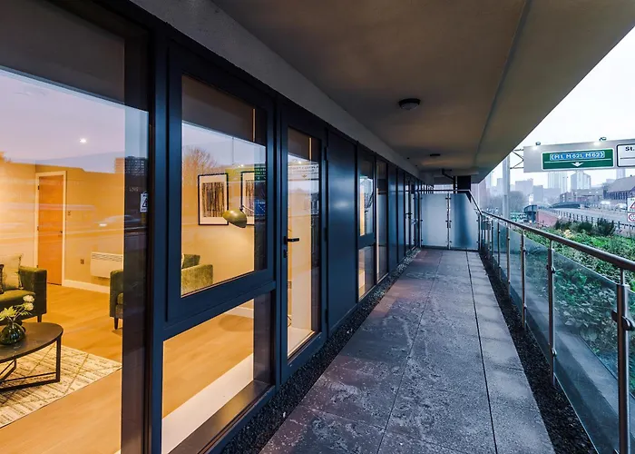 Appartement Stylish 2-bed Centre With Parking *