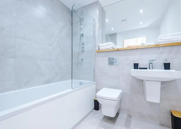 Appartement Stylish 2-bed Centre With Parking Leeds (West Yorkshire)